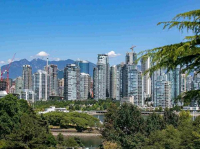 Billion Dollar views in a Beautiful Fairview Slopes Heritage House